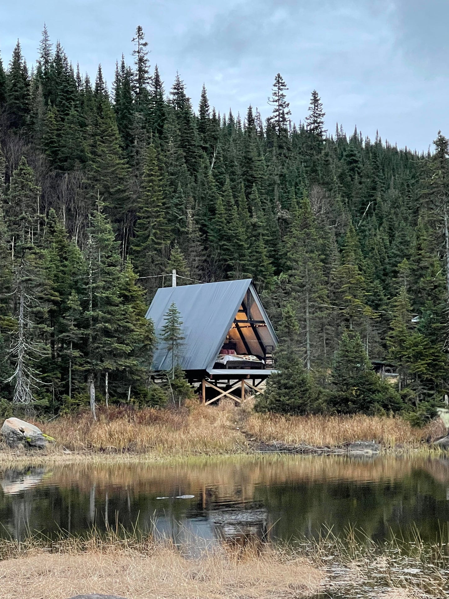 
                  
                    A-frame 16x20 pieds
                  
                