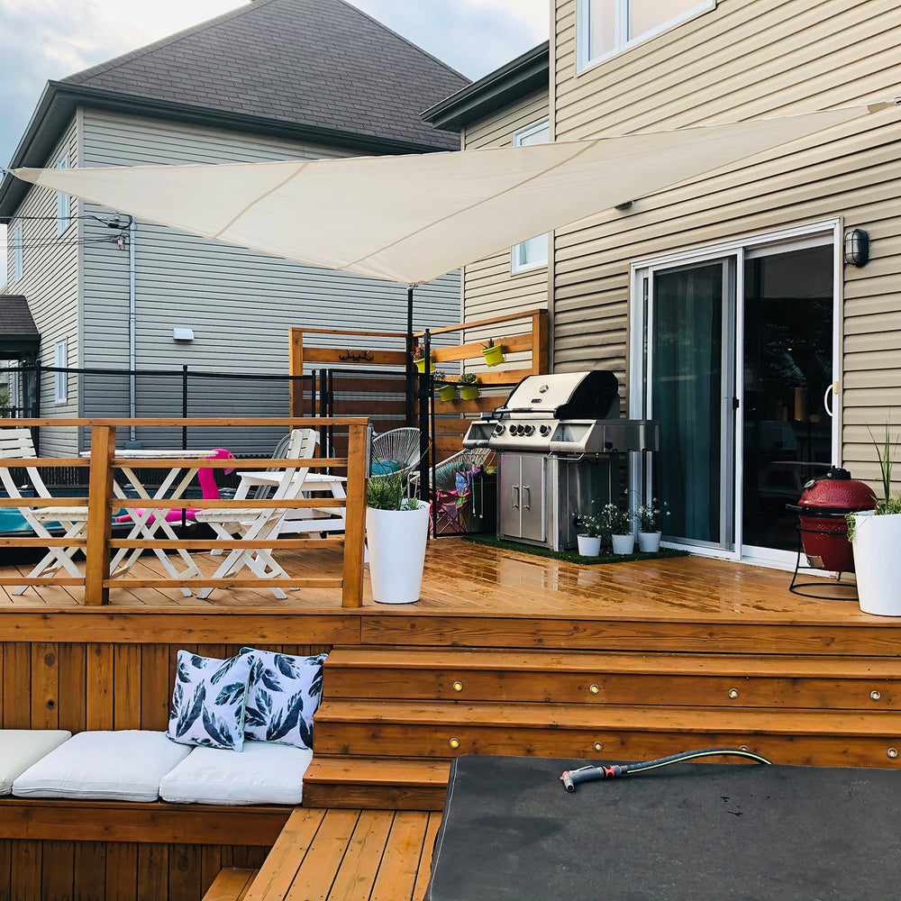 
                  
                    The openwork residential shade sail
                  
                